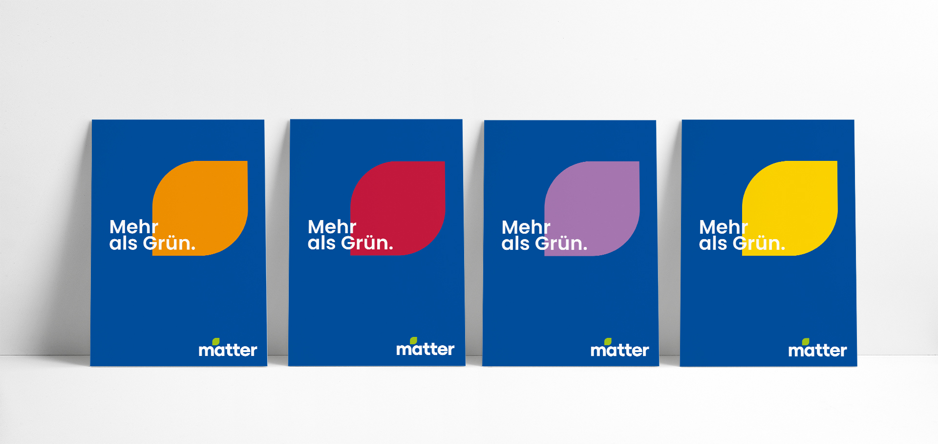 Matter Garten Postkarten mit Claim "Mehr als Grün" und bunten Grafikelementen