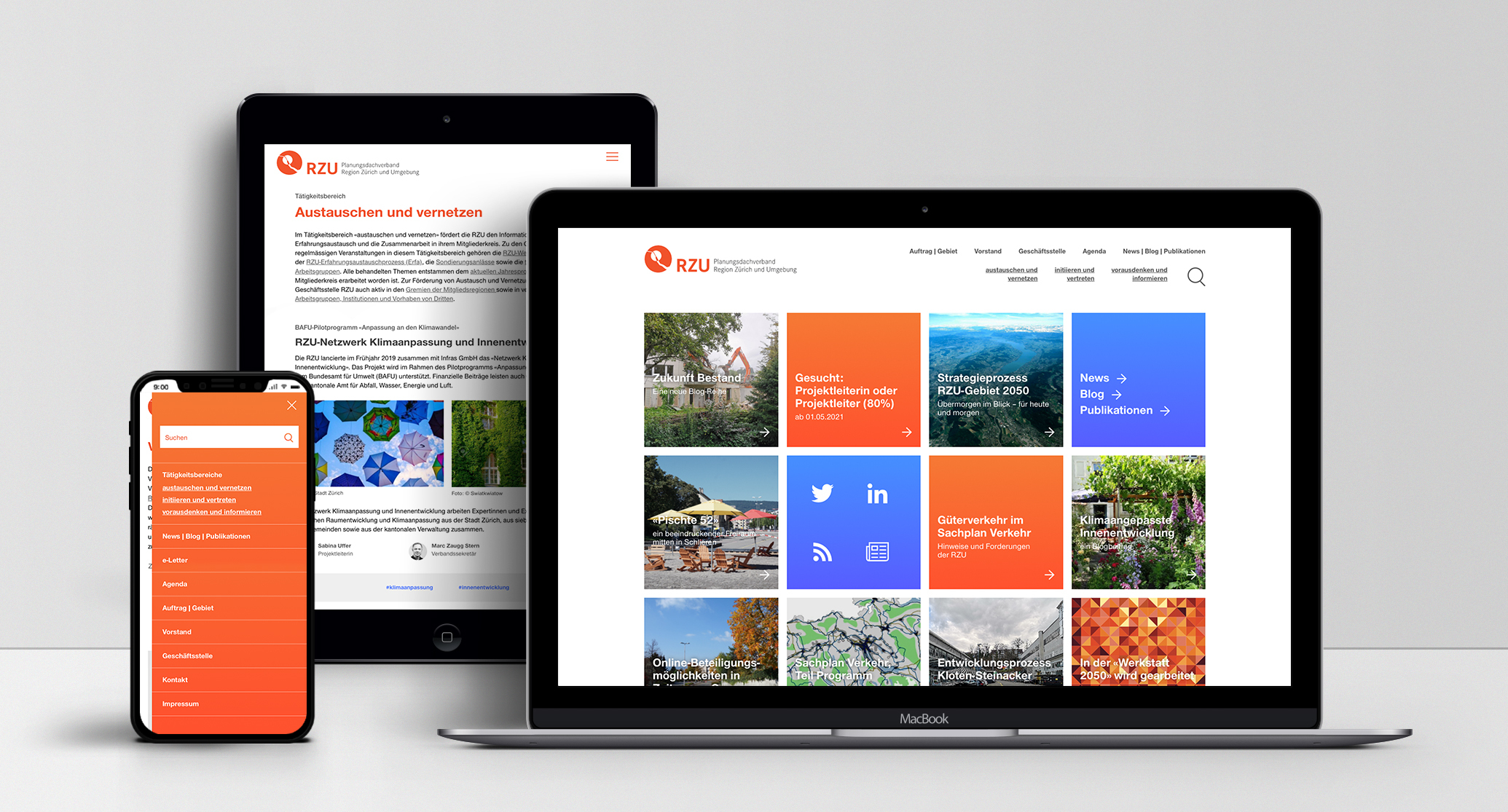 Responsive Darstellung der RZU-Website auf Smartphone, Tablet und Laptop.