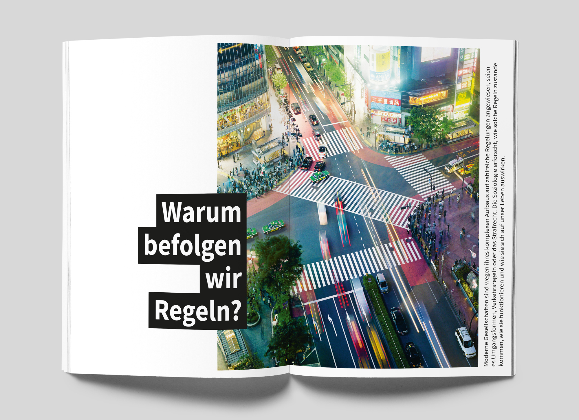 Warum befolgen wir Regeln? – Straßenkreuzung bei Nacht